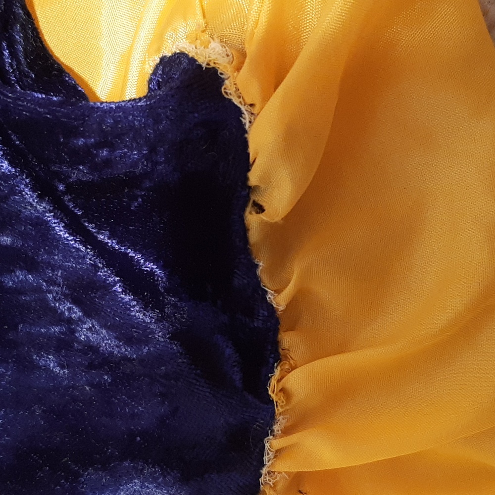 Disney Snow White Kids Costume - Blue, Red, and Yellow And Matching Purse - Picture 7 of 12